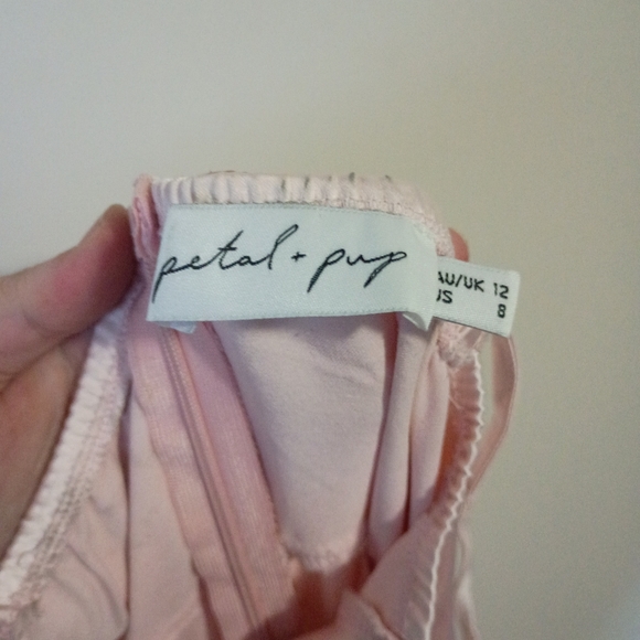 Elegant Pink Satin Dress Petal & Pup Size 8 - Picture 4 of 4